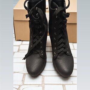 Elegant Black Lace-Up Boots for Women